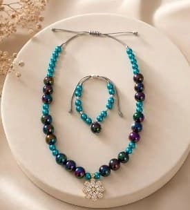 Juego De Collar Y Pulsera Bolas Tornasol Con Turquesa — Dije de Flor Brillante